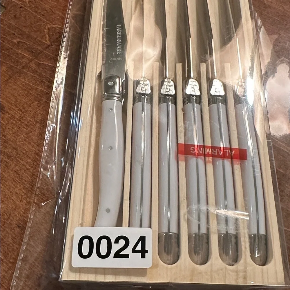 Farberware Triple Riveted Steak Knife Set